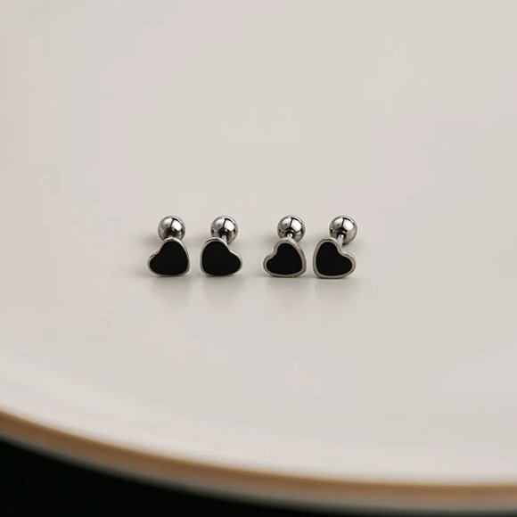 Small Silver & Black Heart Stainless Steel Screwback Stud Earrings NEW - Picture 2 of 4